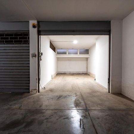Boscoincitta Apt With Garage And Whirlpool Tub 바리 외부 사진