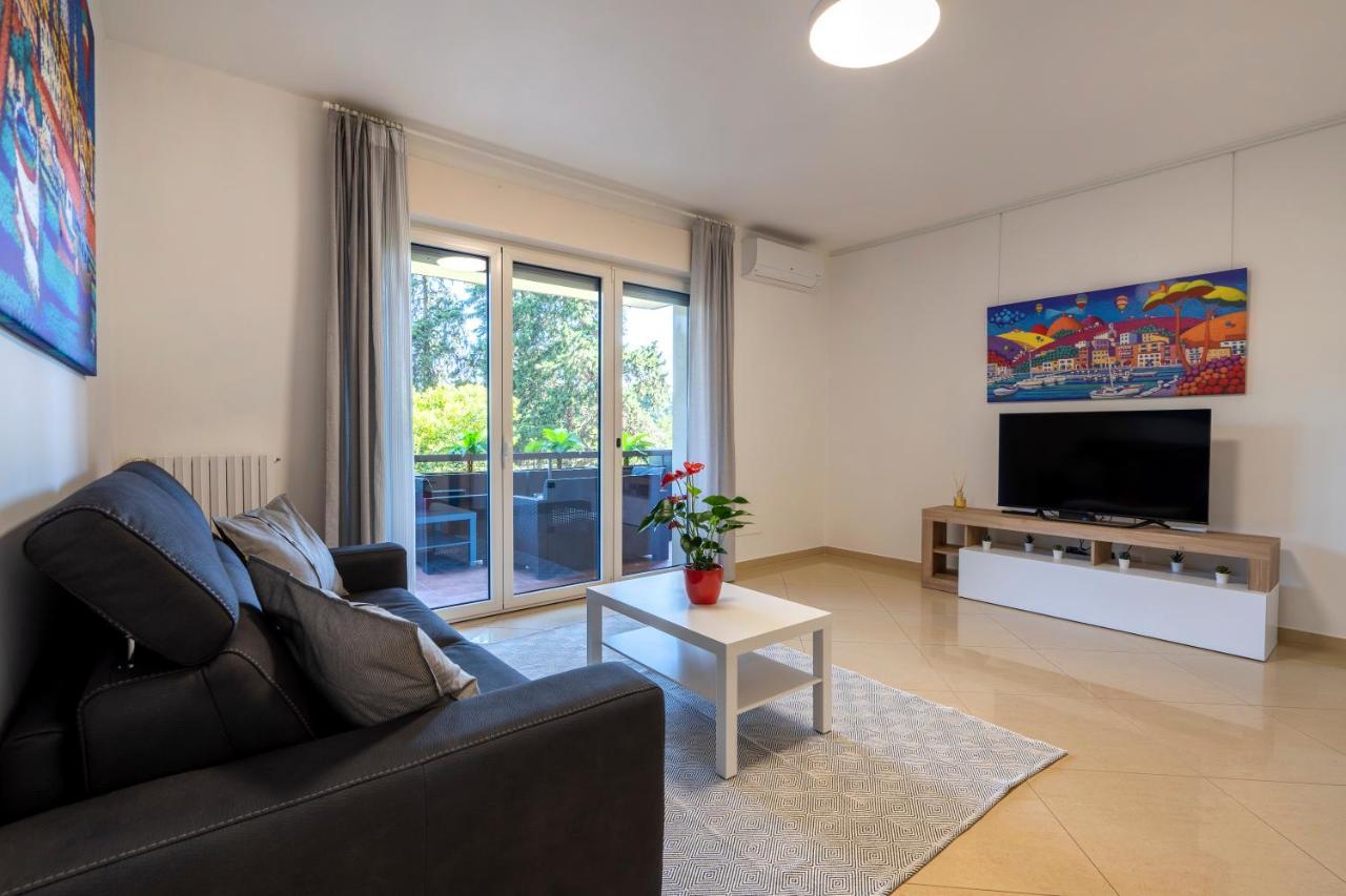 Boscoincitta Apt With Garage And Whirlpool Tub 바리 외부 사진