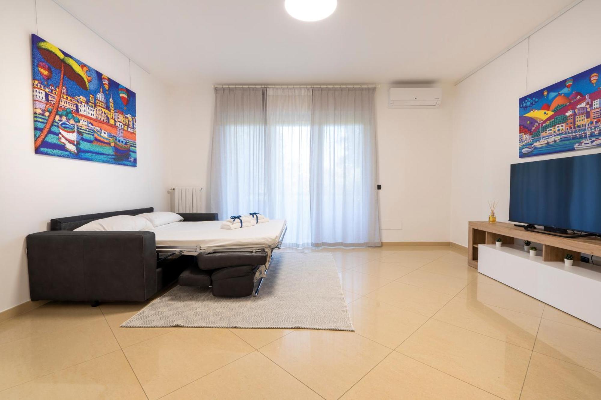 Boscoincitta Apt With Garage And Whirlpool Tub 바리 외부 사진