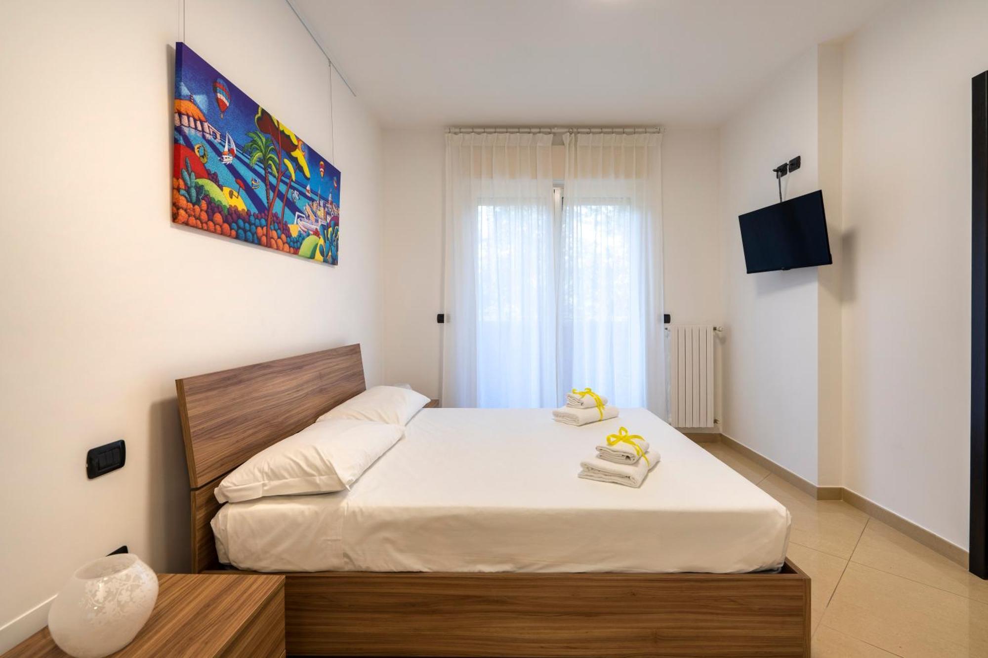 Boscoincitta Apt With Garage And Whirlpool Tub 바리 외부 사진