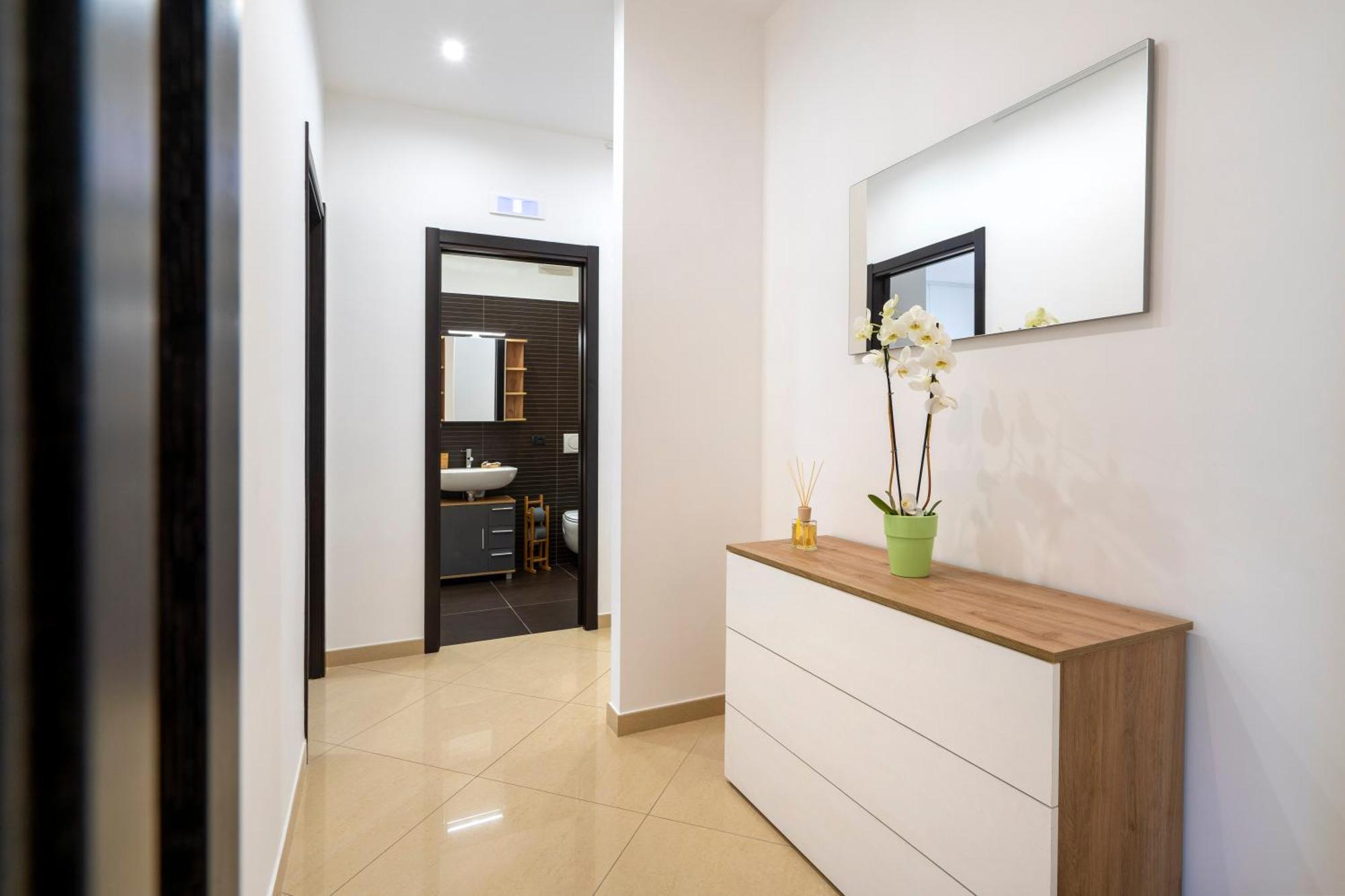 Boscoincitta Apt With Garage And Whirlpool Tub 바리 외부 사진
